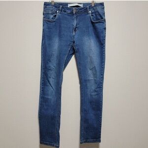 Barbell Apparel Tapered Leg Medium Wash Denim Jeans
